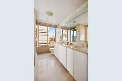 205 E 68th Street #TPHB, New York, NY 10065 - Photo 8
