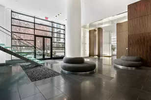 310 W 52nd St, New York, NY 10019 - Photo 18
