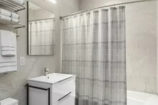 252 7th Ave, New York, NY 10001 - Photo 8