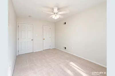 15 Bianca Court, New York, NY 10312 - Photo 18