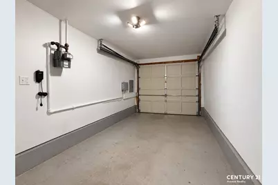 15 Bianca Court, New York, NY 10312 - Photo 22