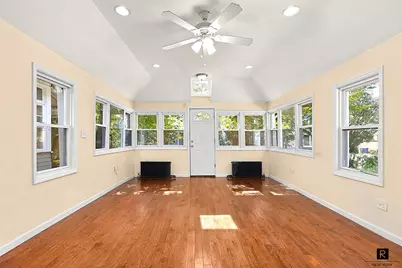 171 Rochelle Street, New York City, NY 10464 - Photo 4