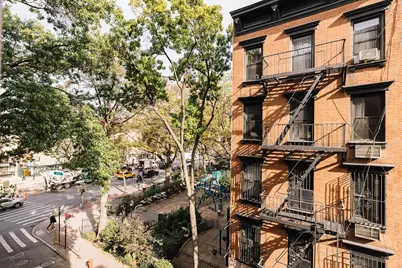 25 Minetta Lane #4D, New York, NY 10012 - Photo 16