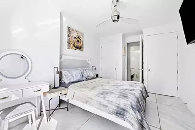 530 E 76th Street #6J, New York, NY 10021 - Photo 8