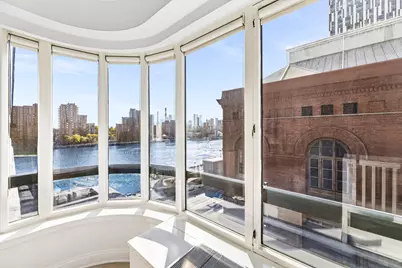 530 E 76th Street #6J, New York, NY 10021 - Photo 2
