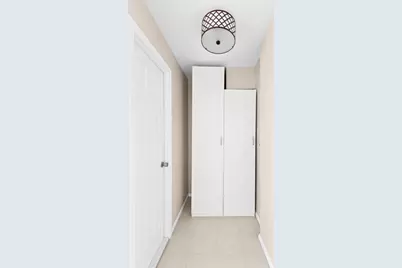 370 E 76th Street #C204C, New York, NY 10021 - Photo 6
