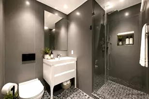 192 8th Ave, New York City, NY 10011 - Photo 12