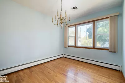 154 Princeton Avenue, New York City, NY 10306 - Photo 4