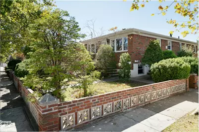 154 Princeton Avenue, New York City, NY 10306 - Photo 1