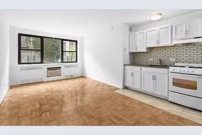 110 E 36th Street #1E, New York, NY 10016 - Photo 2