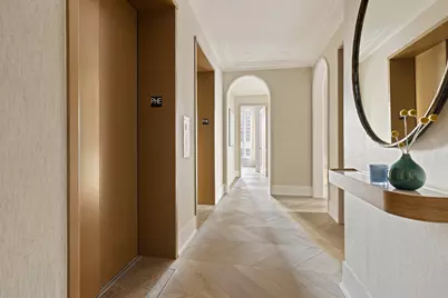 660 Lexington Avenue #PHC, New York, NY 10022 - Photo 16