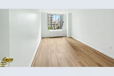 170 E 87th Street #W6G, New York City, NY 10028 - Photo 6