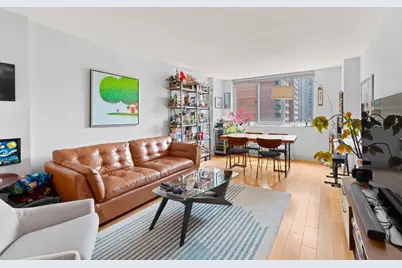 345 E 93rd Street #13G, New York City, NY 10128 - Photo 4