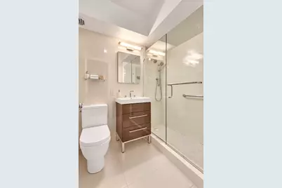 165 E 72nd Street #2M, New York, NY 10021 - Photo 6