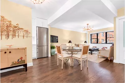 165 E 72nd Street #2M, New York, NY 10021 - Photo 2