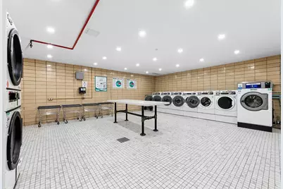 370 E 76th Street #C404, New York, NY 10021 - Photo 10