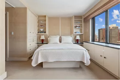 1065 Park Avenue #19D, New York City, NY 10128 - Photo 2