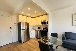 45 W 81st St, New York, NY 10024 - Photo 2