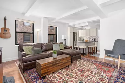 235 E 49th Street #8C, New York City, NY 10017 - Photo 2