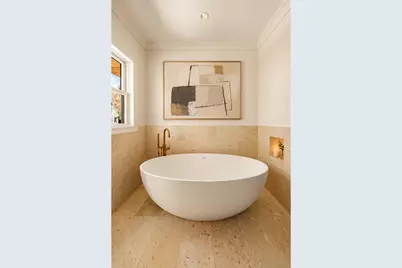 660 E 19th Street, Brooklyn, NY 11230 - Photo 16