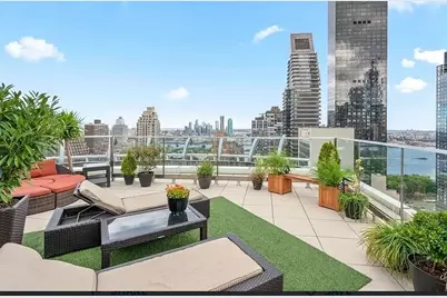 250 E 49th Street #5E, New York City, NY 10017 - Photo 16