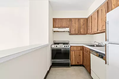 340 E 93rd Street #24J, New York City, NY 10128 - Photo 2