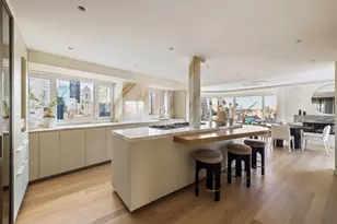200 Central Park S, New York, NY 10019 - Photo 12
