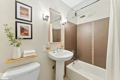 408 W 34th Street #3L, New York, NY 10001 - Photo 8