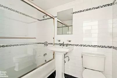 161 W 16th Street #5A, New York, NY 10011 - Photo 4