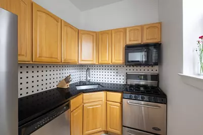146 W 82nd Street #4C, New York City, NY 10024 - Photo 4