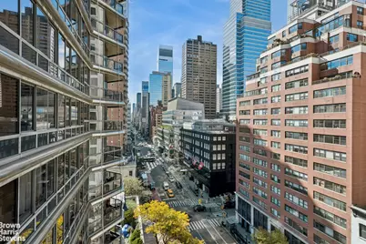 200 E 61st Street #11D, New York, NY 10065 - Photo 4
