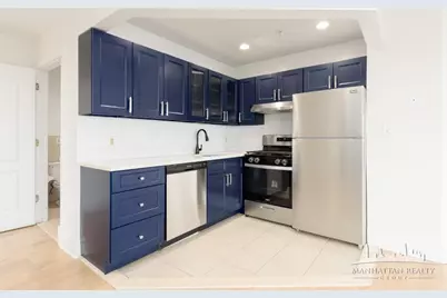 19-19 24th Avenue #R204, Astoria, NY 11102 - Photo 16