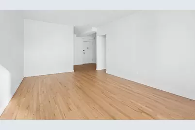 235 W 70th Street #6D, New York, NY 10023 - Photo 4
