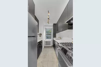 305 E 24th Street #4-P, New York City, NY 10010 - Photo 2
