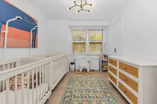 305 E 24th St, New York City, NY 10010 - Photo 4