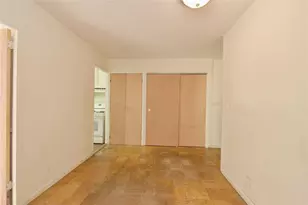 305 E 24th St, New York City, NY 10010 - Photo 16