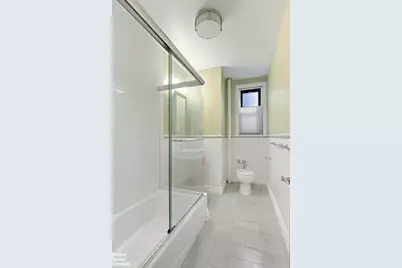 35-20 73rd Street #3O, New York City, NY 11372 - Photo 8