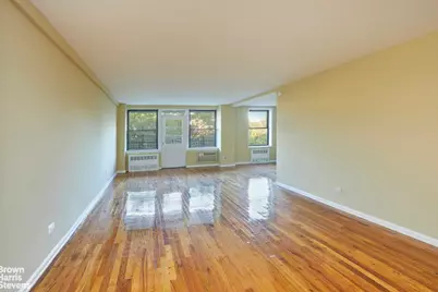 540 Ocean Parkway #4H, Brooklyn, NY 11218 - Photo 2