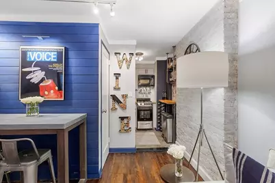 252 W 74th Street #1, New York City, NY 10023 - Photo 4