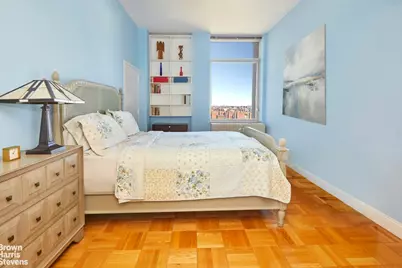 215 E 96th Street #30A, New York, NY 10128 - Photo 4