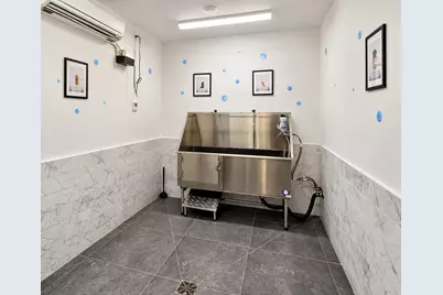 215 W 28th Street #6A, New York, NY 10001 - Photo 22