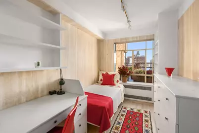 565 W End Avenue #15D, New York, NY 10024 - Photo 14