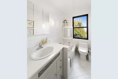 152 E 94th Street #8-D, New York City, NY 10128 - Photo 8