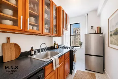 244 W 72nd Street #12-B, New York, NY 10023 - Photo 4