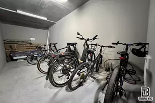 63 W 104th St, New York, NY 10025 - Photo 4