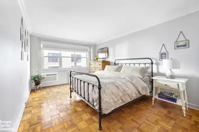 415 E 85th Street #8A, New York, NY 10028 - Photo 4