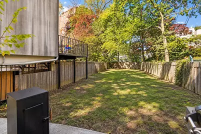 637 Vanderbilt Street, Brooklyn, NY 11218 - Photo 4