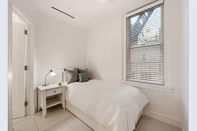 912 5th Avenue #3B, New York, NY 10021 - Photo 16
