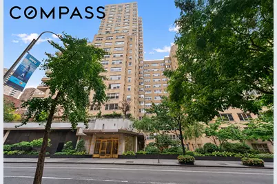20 E 9th Street #6T, New York City, NY 10003 - Photo 22