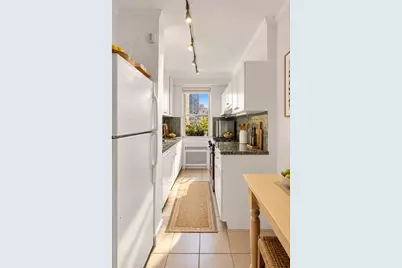 345 E 52nd Street #11B, New York, NY 10022 - Photo 4